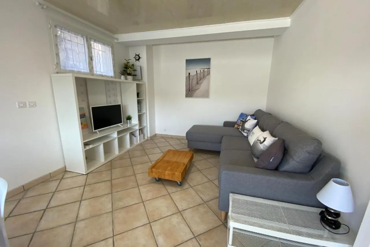 ☆ L'Evasion En Provence ☆ Clim-Wifi-Netflix ☆ Apartment Carnoux-en-Provence 0*,  France